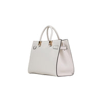 Image 4 : Détail du charm tressé avec breloques métalliques dorées du sac Liu Jo blanc — Delvale