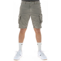 Image 6 : Détail de la ceinture et fermeture zip bouton du bermuda Superdry homme kaki — Delvale