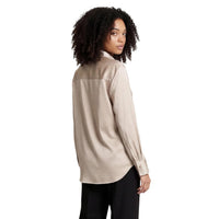 Image 2 : Chemise Only beige femme col classique détail fermeture boutonnée — delvale