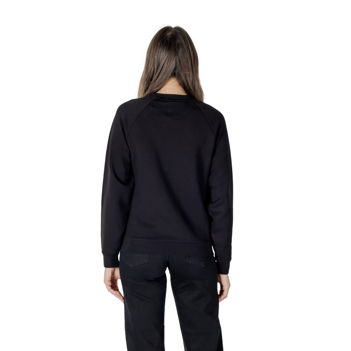 Image 2 : Détail logo Armani Exchange ton sur ton sur sweat femme noir — Delvale