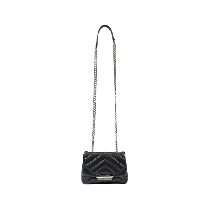Image 1 : Sac bandoulière femme Armani Exchange noir matelassé chevron avec longue chaîne argentée sur fond blanc — Delvale