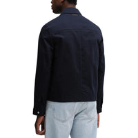 Image 3 : Veste Calvin Klein homme bleue portée, coupe moderne et élégante — Delvale