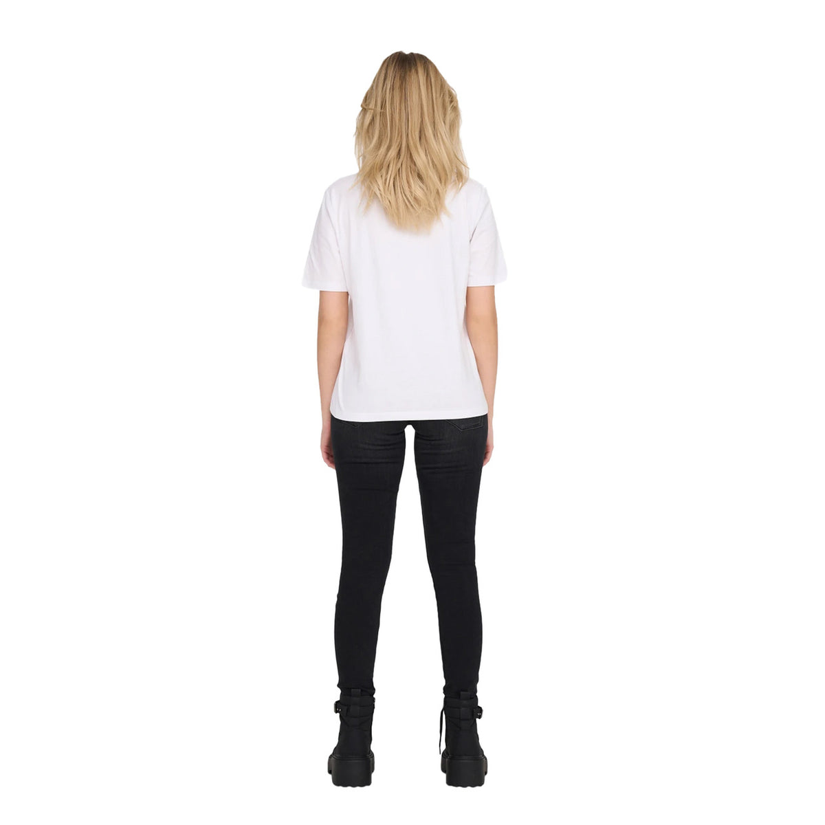 Image 2 : Vue détail du t-shirt blanc Only femme coupe ajustée en pur coton — Delvale