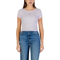 Image 3 : Vue trois quarts du t-shirt crop côtelé Calvin Klein Jeans femme en coloris lilas, coupe ajustée encolure ronde — Delvale