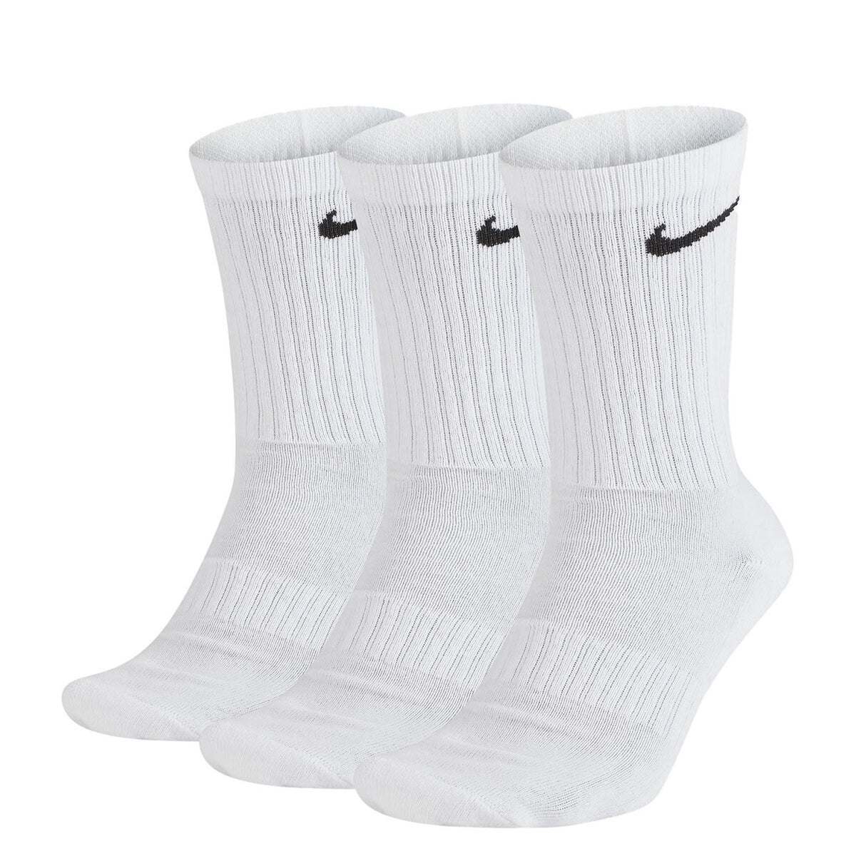 Image 1 : Pack de 3 paires de chaussettes Nike Everyday Cushioned homme mi-mollet blanches avec logo Swoosh brodé noir, fond blanc — Delvale
