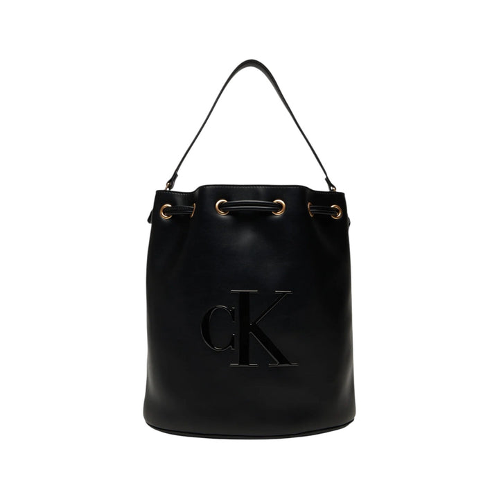 Image 1 : Sac seau Calvin Klein femme noir avec monogramme CK gaufré et cordon doré — delvale