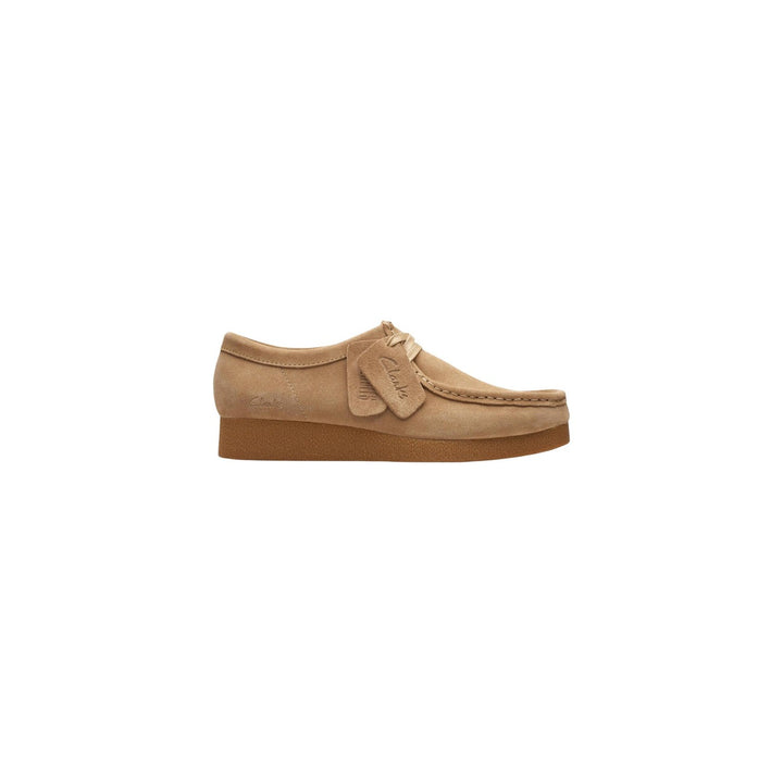 Image 1 : Derbies Clarks femme en chamois beige avec lacets, vue de profil — Delvale