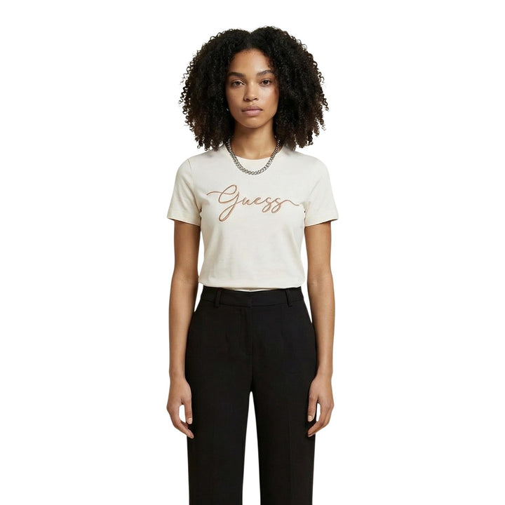 Image 1 : T-shirt Guess Active femme beige avec broderie signature cursive caramel sur le devant — delvale