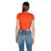 Image 2 : Top rouge Calvin Klein Jeans femme manches courtes détail coupe moderne — delvale