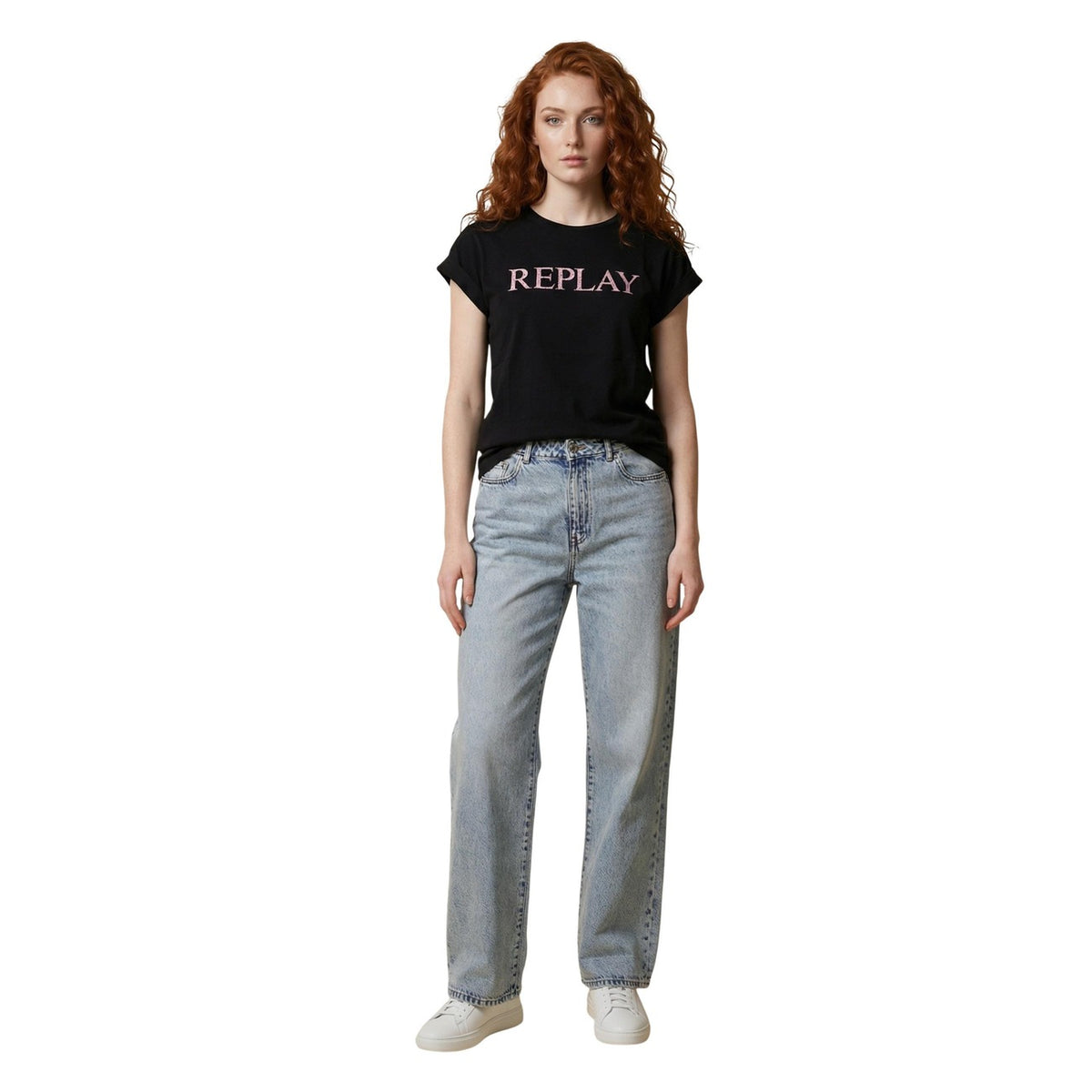 Image 2 : Détail imprimé du t-shirt Replay noir femme coupe féminine — Delvale