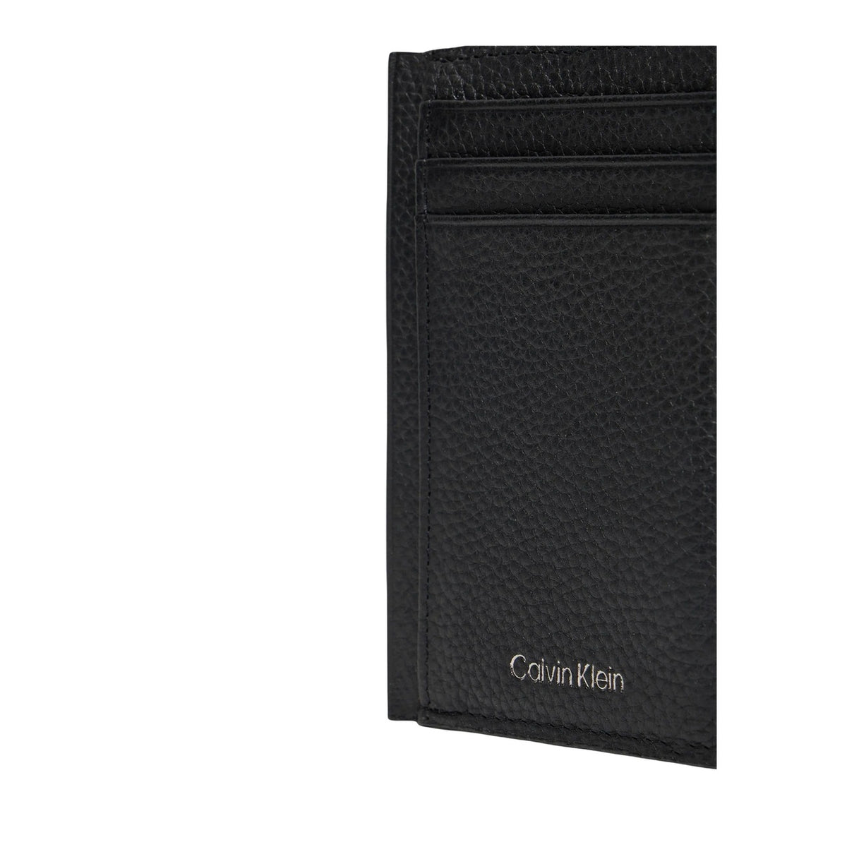 Image 2 : Détail du grain cuir et des fentes cartes du porte-cartes Calvin Klein noir — Delvale
