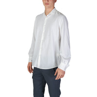 Image 5 : Mannequin masculin en chemise blanche premium Fashion Brand, style élégant et décontracté — Delvale