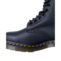 Image 3 : Vue profil Dr. Martens 1460 Pascal Virginia femme noire iconique — delvale