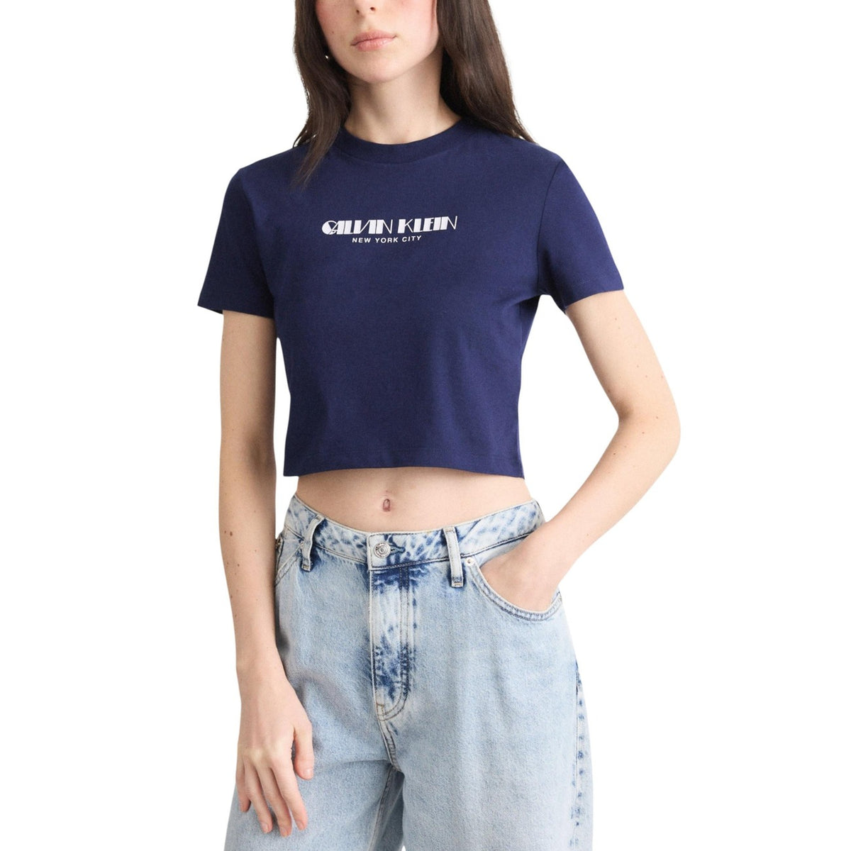 Image 5 : T-shirt Calvin Klein Jeans blanc femme détail logo marque authentique — delvale