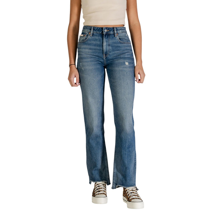 Image 1 : Jean Calvin Klein femme bleu azur effet usé coupe regular — delvale
