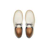Image 5 : Vue dessus du derby Clarks homme ecru avec couture moc-toe et lacet tressé marine — Delvale