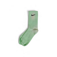 Image 3 : Chaussette Nike Everyday homme coloris vert menthe dégradé, texture côtelée visible — Delvale