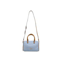 Image 7 : Sac bowling Liu Jo Milano posé, vue d'ensemble montrant le monogramme ton sur ton beige doré — Delvale