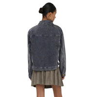Image 2 : Jaquette Only femme noire en coton, détail de la coupe et finitions — Delvale