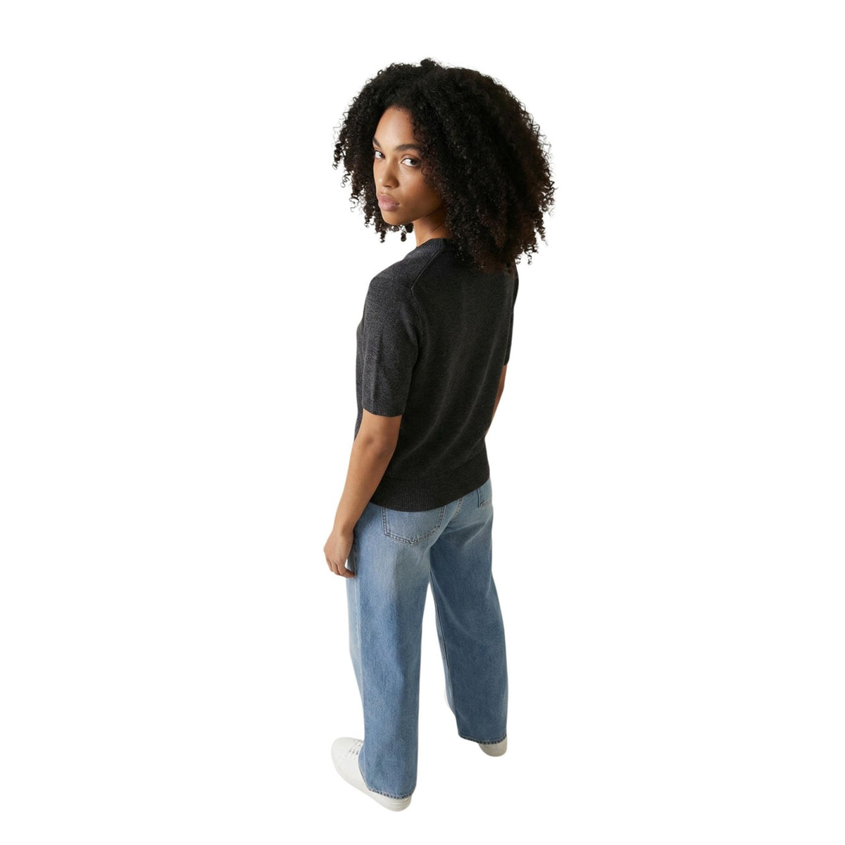 Image 3 : Pull Calvin Klein Jeans gris femme manches courtes coupe moderne élégante — delvale