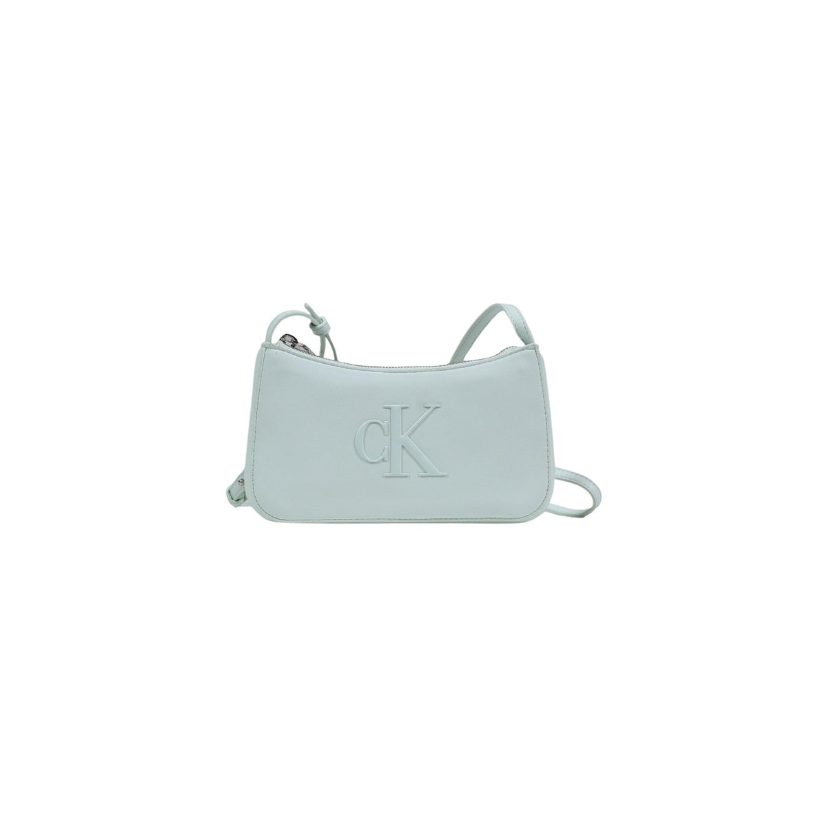 Image 4 : Gros plan sur la fermeture à glissière dorée du sac baguette Calvin Klein noir — Delvale