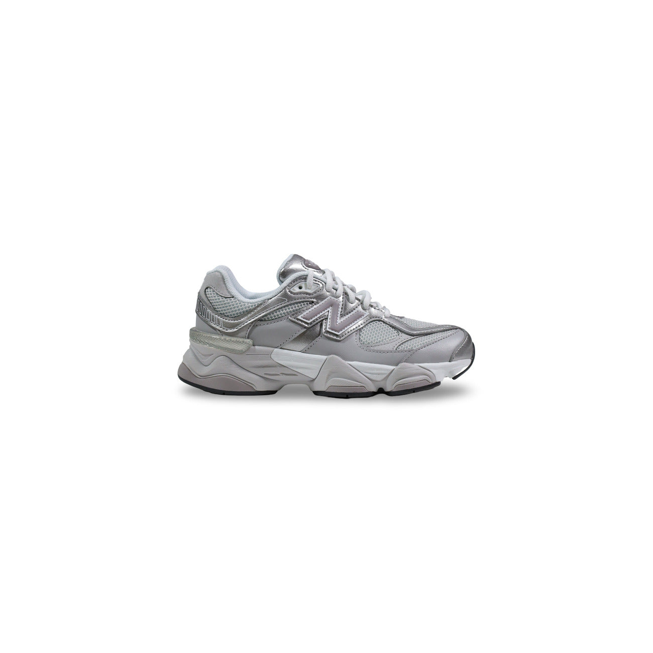 New Balance 9060 femme coloris silver mesh gris semelle chunky gris perle profil droit