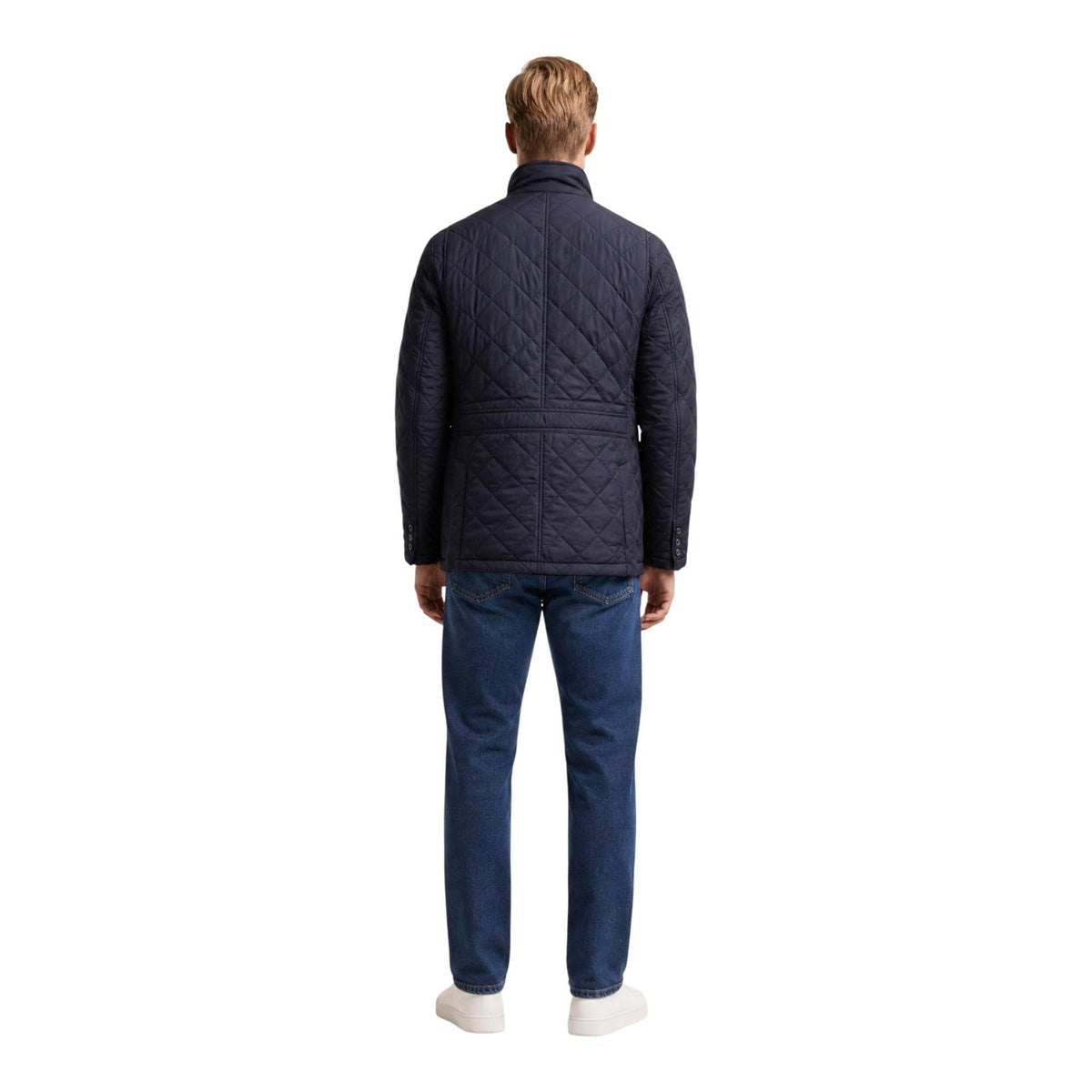 Image 3 : Veste Barbour homme bleue portée, look casual-chic masculin saison froide — Delvale