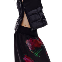 Image 3 : Jupe femme Desigual mi-longue noire avec motif floral coloré, coupe ample et taille haute structurée — Delvale