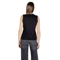 Image 2 : Débardeur femme Calvin Klein Jeans noir, détail impression logo signature sur coton doux — delvale