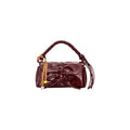 Desigual Sac Baguette Femme Bordeaux Verni Anse Tressée Breloques