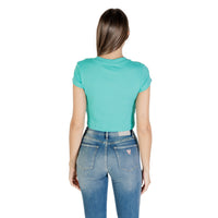 Image 2 : Top Calvin Klein Jeans turquoise femme vue de face col rond manches courtes — delvale