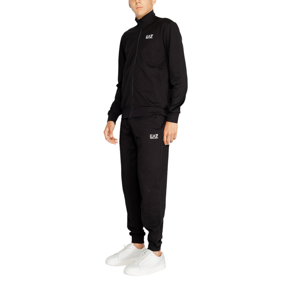 Image 2 : Détail fermeture zippée et poches frontales survêtement Ea7 noir — Delvale