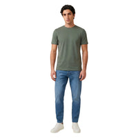 Image 3 : Détail logo brodé ton sur ton Antony Morato sur poitrine gauche d'un t-shirt kaki col rond — 9yvwh4-xt