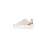 Image 3 : Baskets femme beige Alviero Martini Prima Classe détail fermeture lacets — Delvale