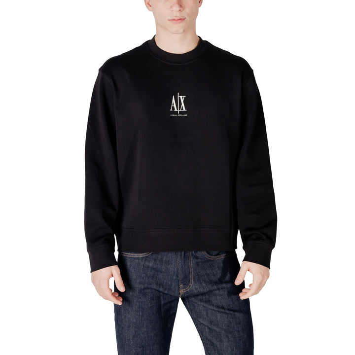 Sweat col rond Armani Exchange homme noir de face, logo AX et mention Armani Exchange imprimés en blanc au centre de la poitrine